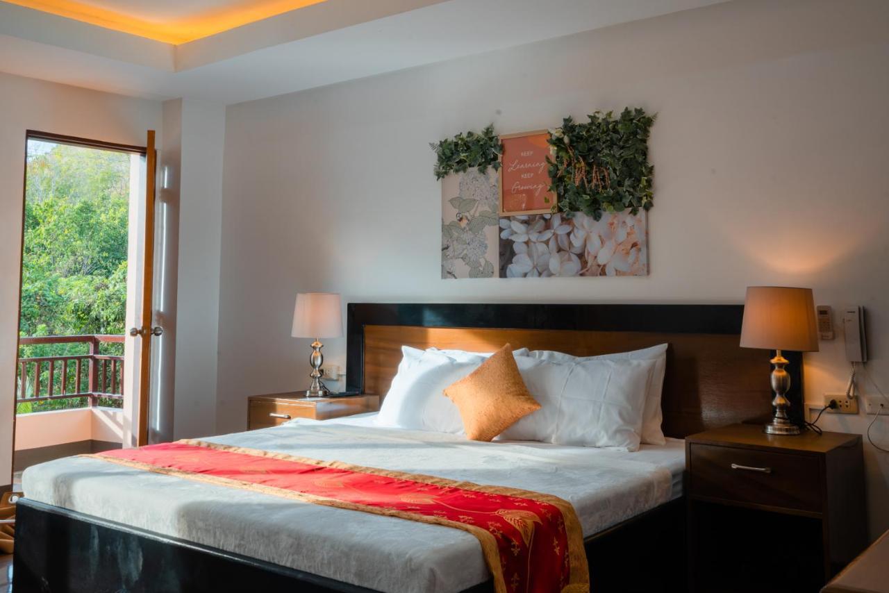 Island Wanderers Inn Корон Экстерьер фото